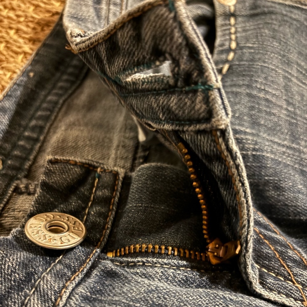 Guess Denim Jeans - Picture 8 of 11
